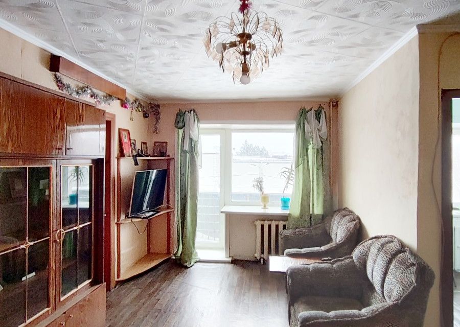 Сдаётся 3-комнатная квартира, 55.7 м²