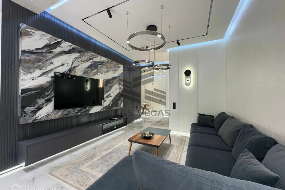Сдаётся 1-комнатная квартира, 65 м²