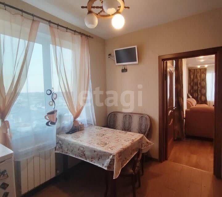 Продаётся 3-комнатная квартира, 71.2 м²