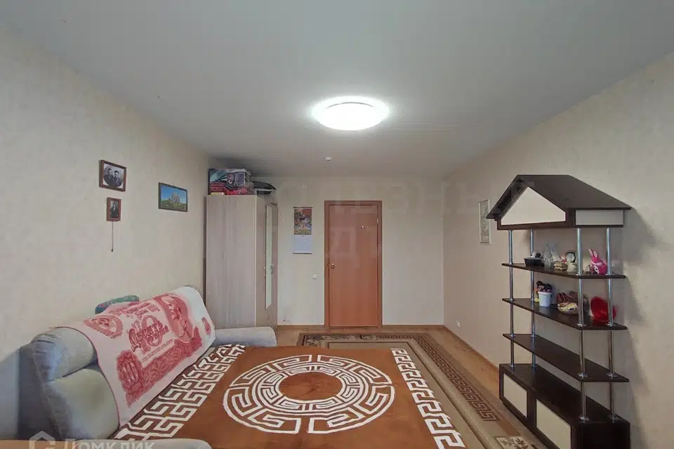 Продаётся 1-комнатная квартира, 42 м²
