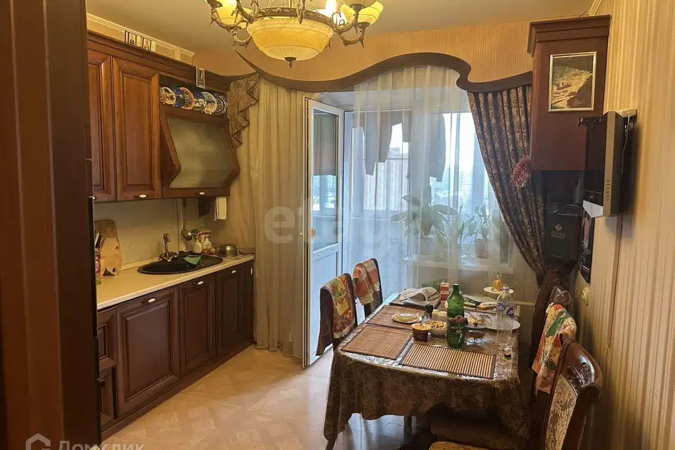 Продаётся 2-комнатная квартира, 61 м²