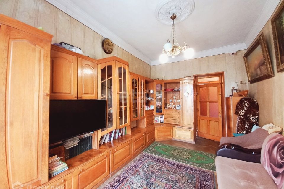 Продаётся 3-комнатная квартира, 90.2 м²