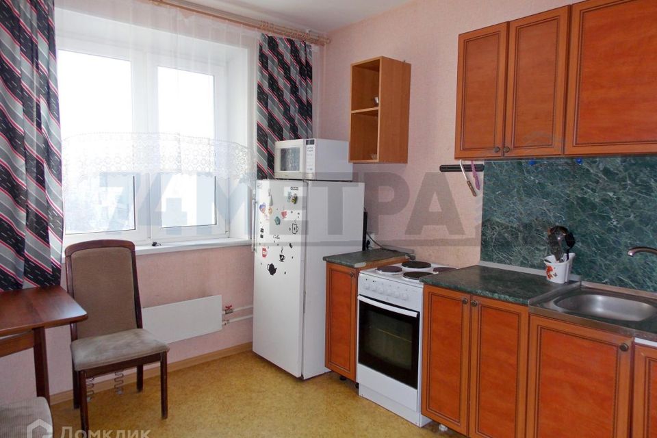 Сдаётся 1-комнатная квартира, 43 м²