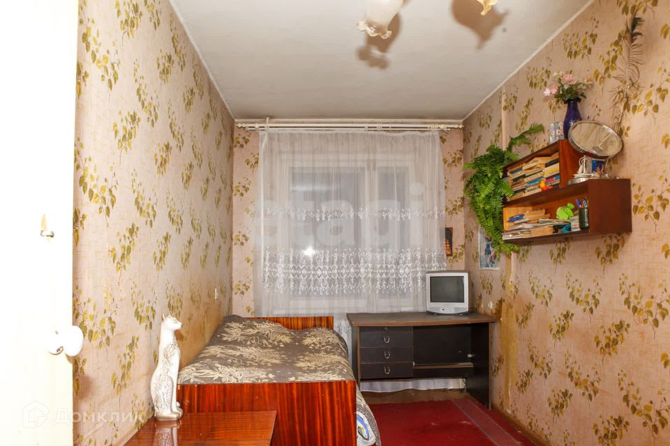 Продаётся 4-комнатная квартира, 79.7 м²