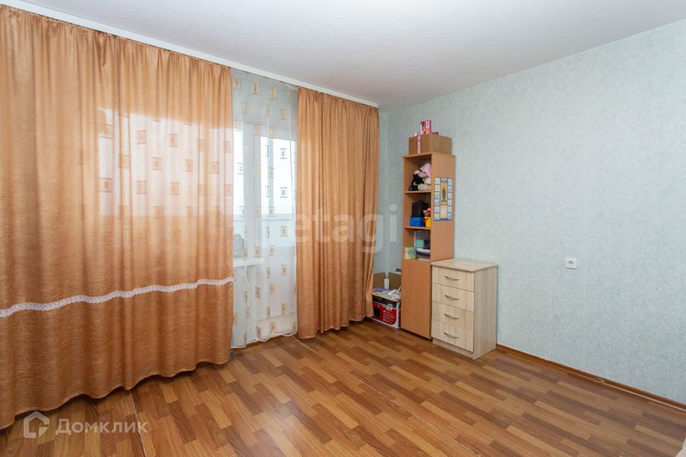 Продаётся 1-комнатная квартира, 40.4 м²