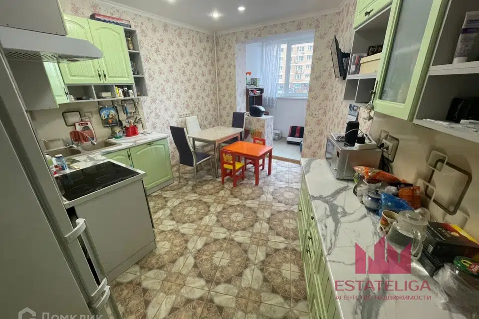 Продаётся 2-комнатная квартира, 67.4 м²