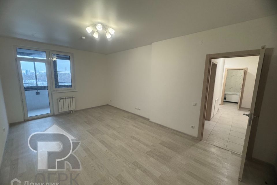 Продаётся 2-комнатная квартира, 66.4 м²
