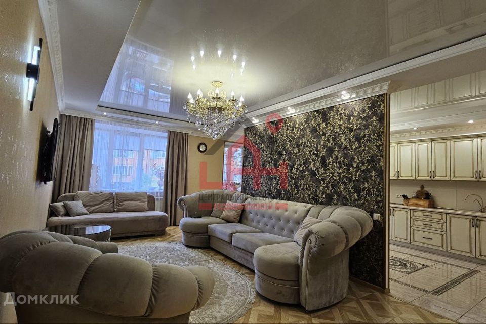 Продаётся 3-комнатная квартира, 106.5 м²