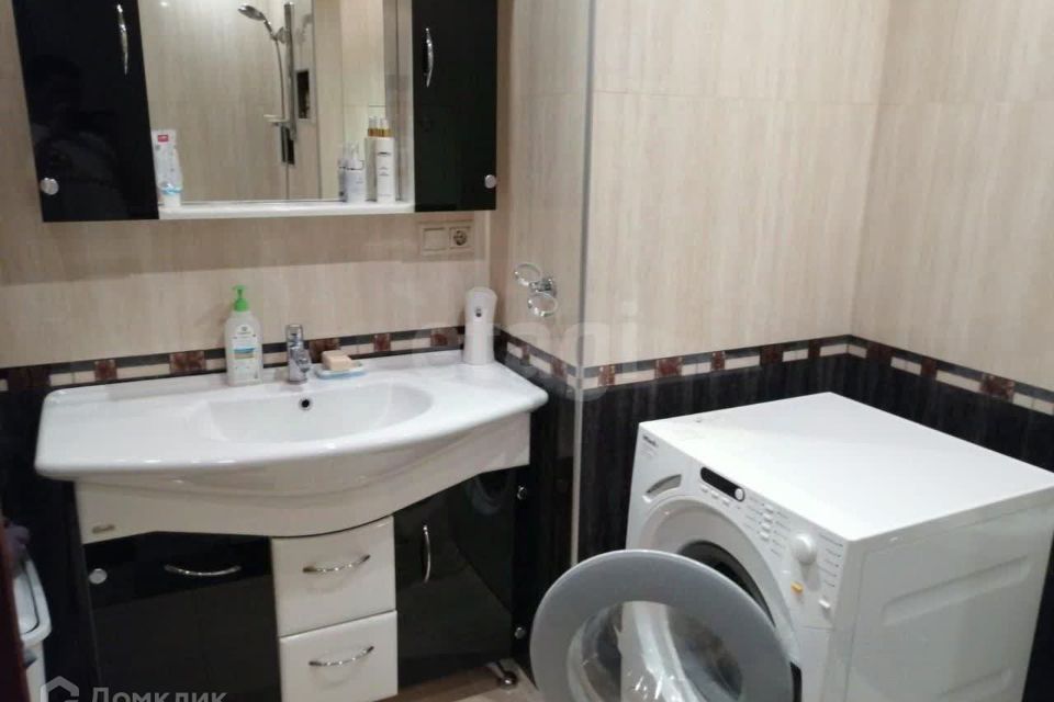 Продаётся 3-комнатная квартира, 90 м²