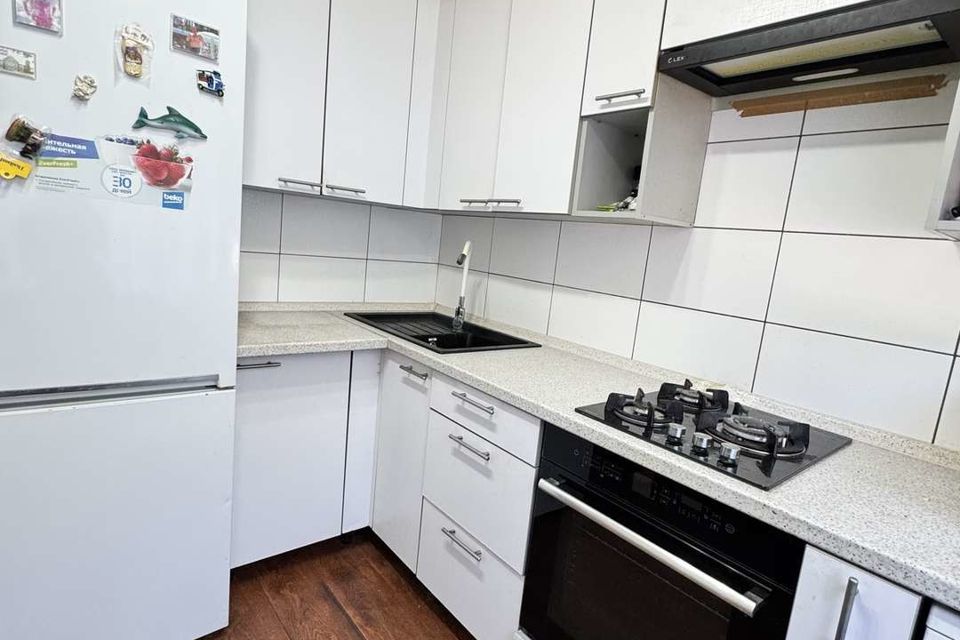 Сдаётся 2-комнатная квартира, 48.3 м²