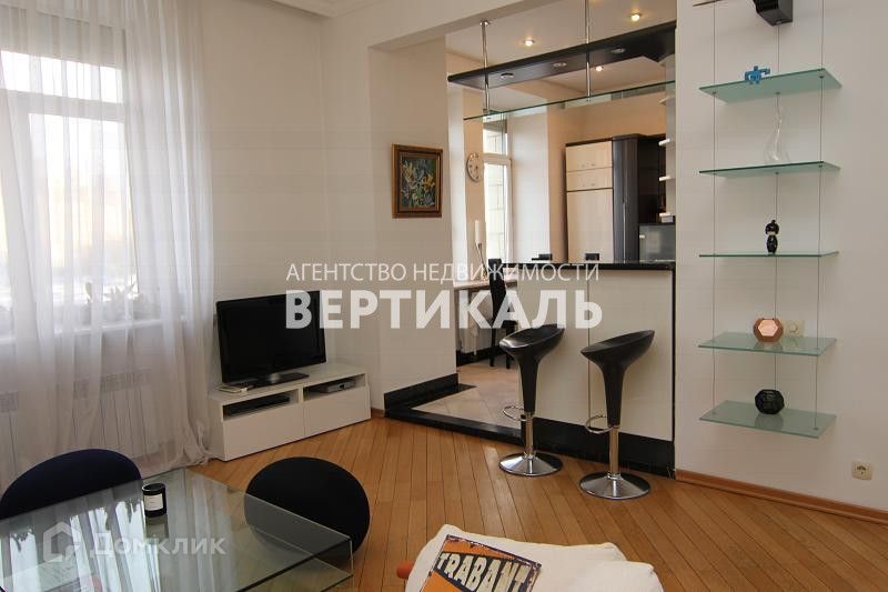Сдаётся 2-комнатная квартира, 65 м²