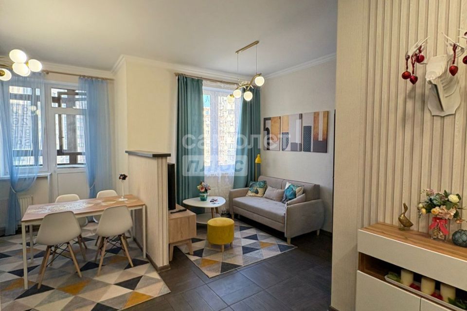 Продаётся 3-комнатная квартира, 67.7 м²