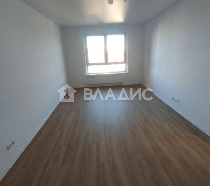 Продаётся 1-комнатная квартира, 42 м²