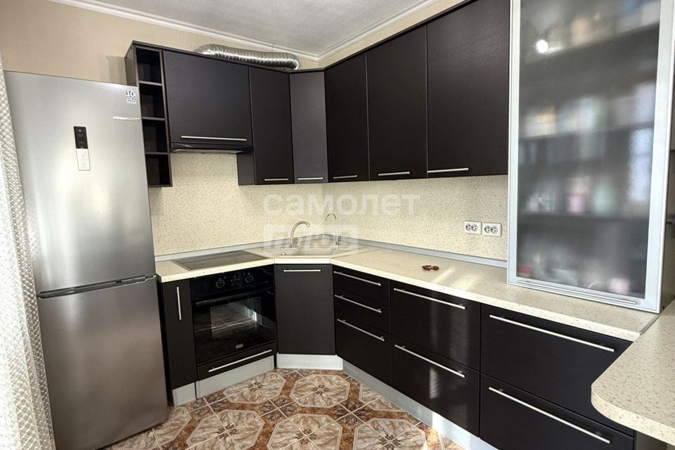 Продаётся 1-комнатная квартира, 47.3 м²