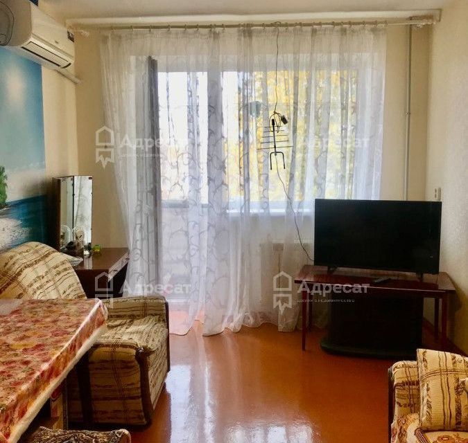 Продаётся 3-комнатная квартира, 56.5 м²