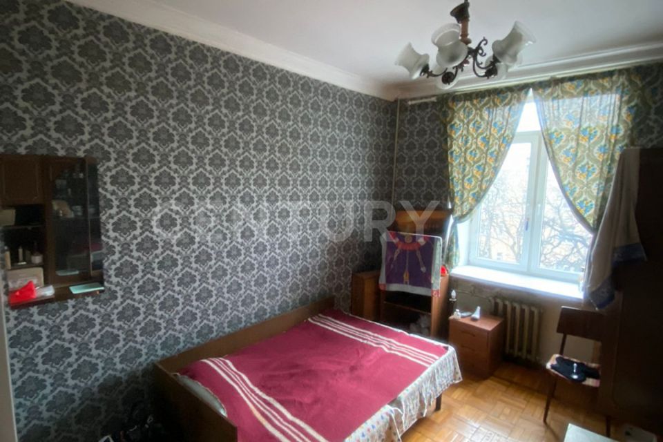 Продаётся комната в 4-комн. квартире, 15 м²