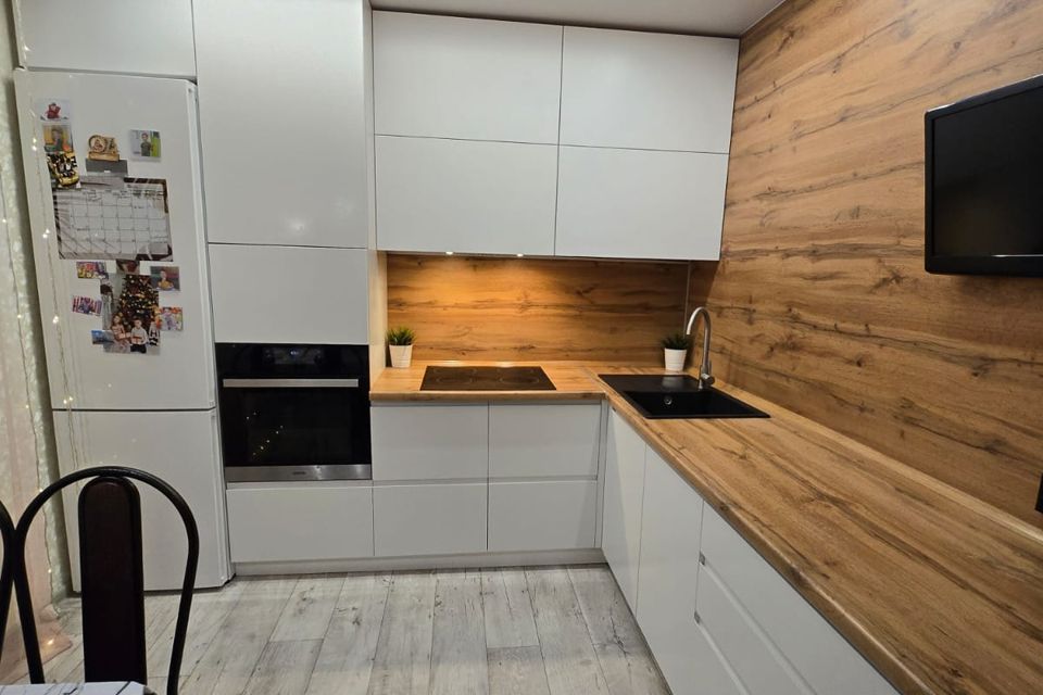 Продаётся 2-комнатная квартира, 46.3 м²