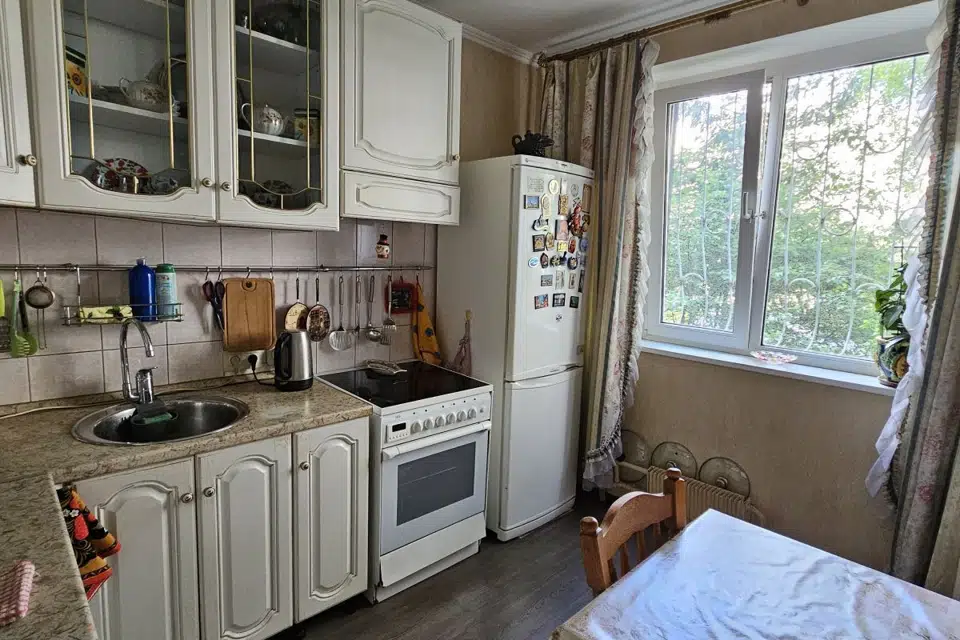 Продаётся 3-комнатная квартира, 65.3 м²