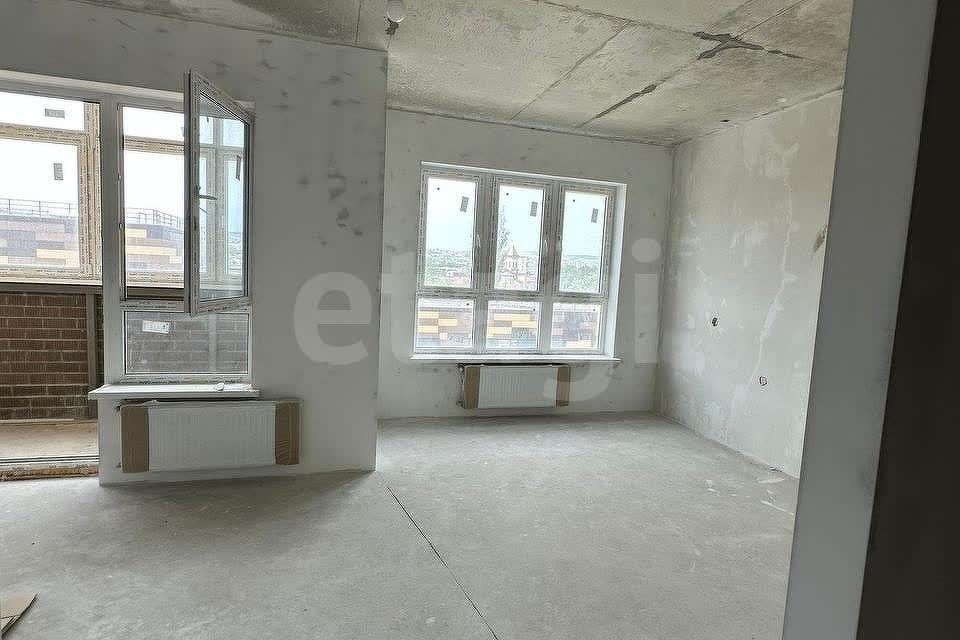 Продаётся 1-комнатная квартира, 57 м²