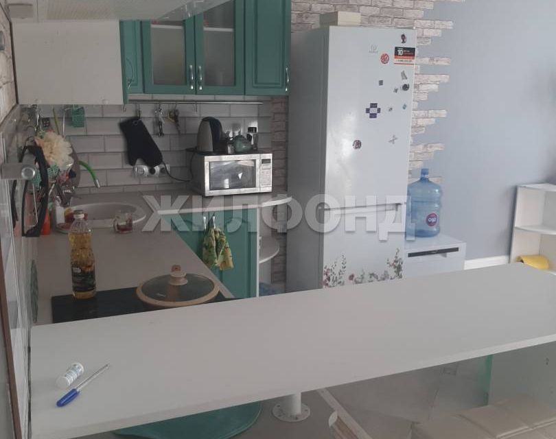 Продаётся 2-комнатная квартира, 65 м²
