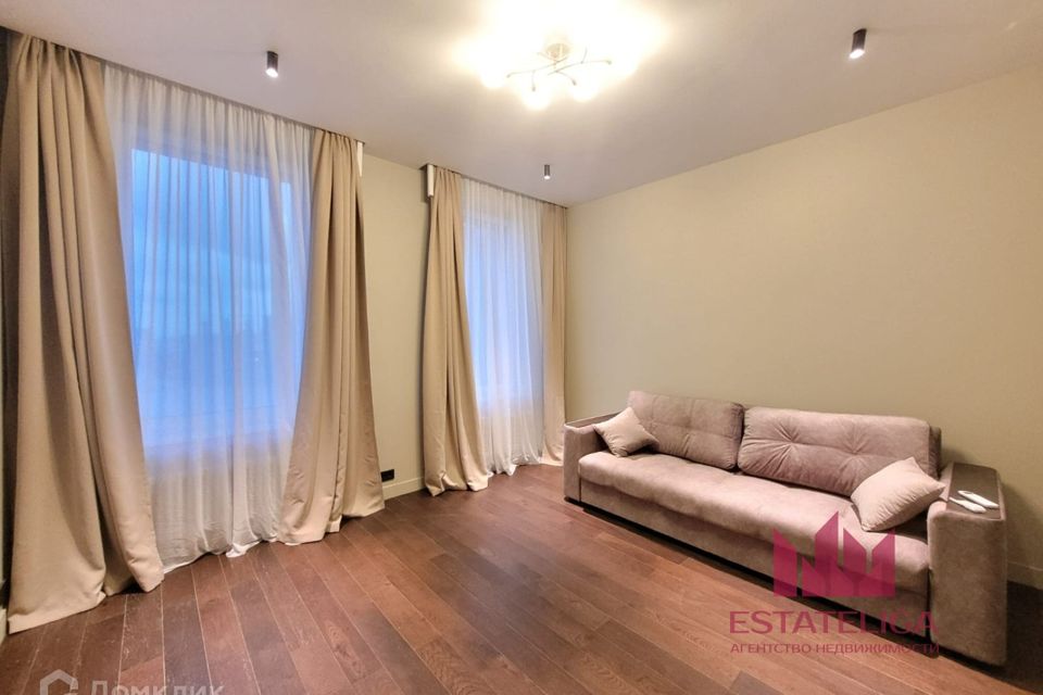 Сдаётся 2-комнатная квартира, 55 м²