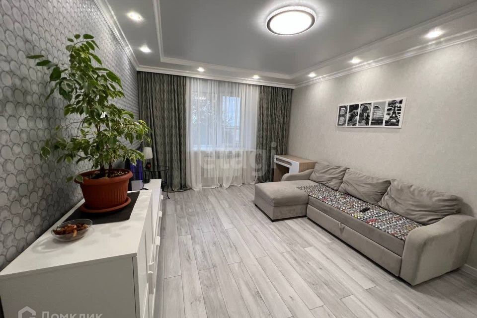 Продаётся 2-комнатная квартира, 64.7 м²
