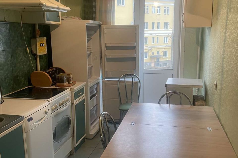 Продаётся 2-комнатная квартира, 51.7 м²