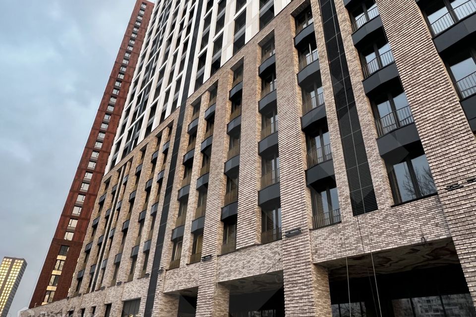 Продаётся 4-комнатная квартира, 98 м²