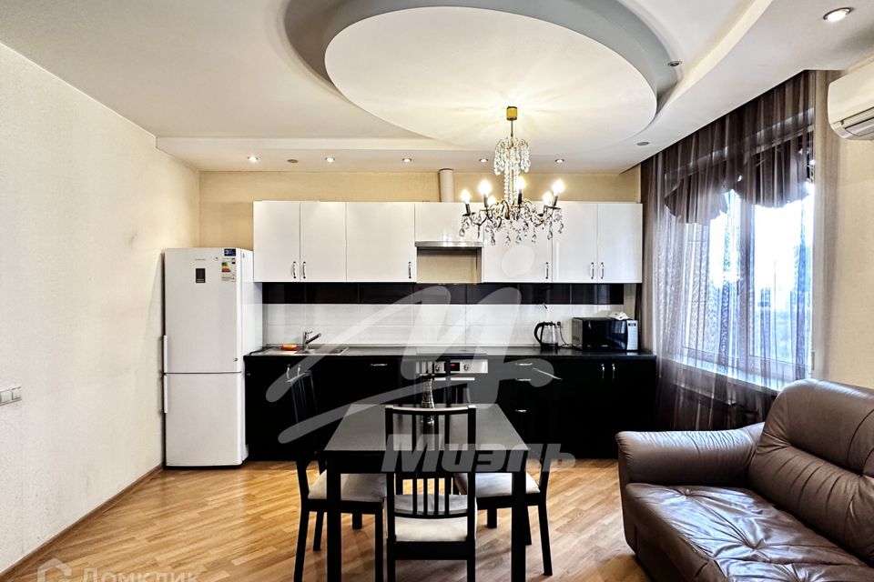 Продаётся 2-комнатная квартира, 66 м²