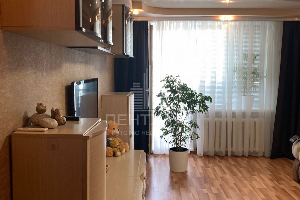 Продаётся 3-комнатная квартира, 64.9 м²