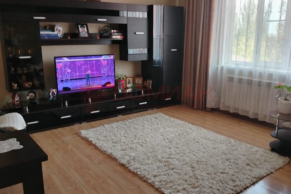 Продаётся 2-комнатная квартира, 71.5 м²