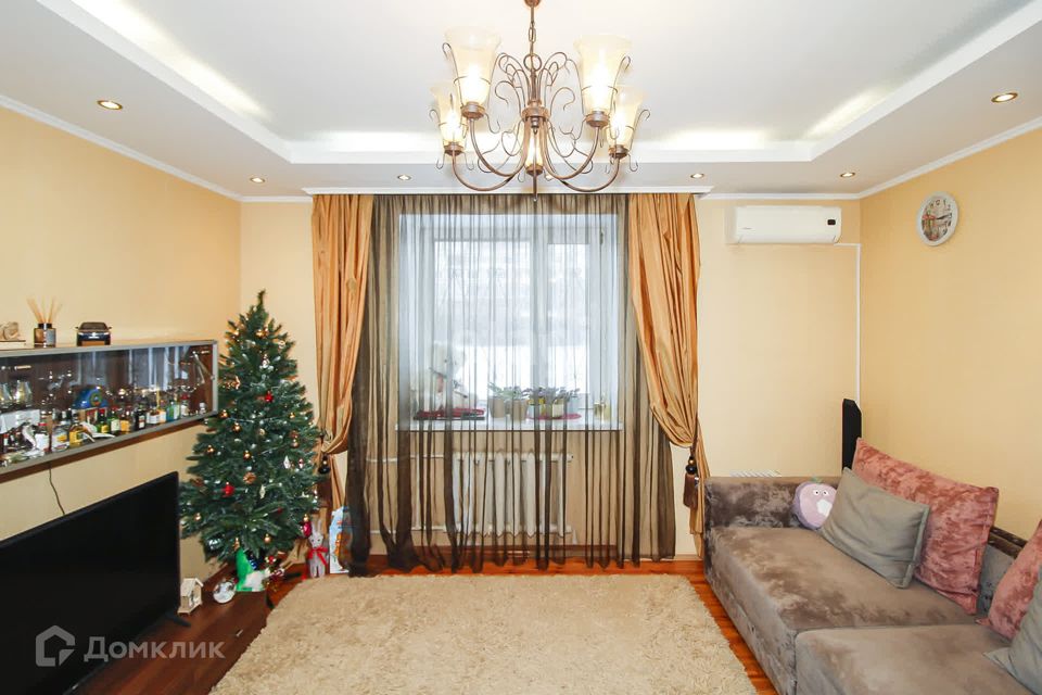 Продаётся 3-комнатная квартира, 63.9 м²