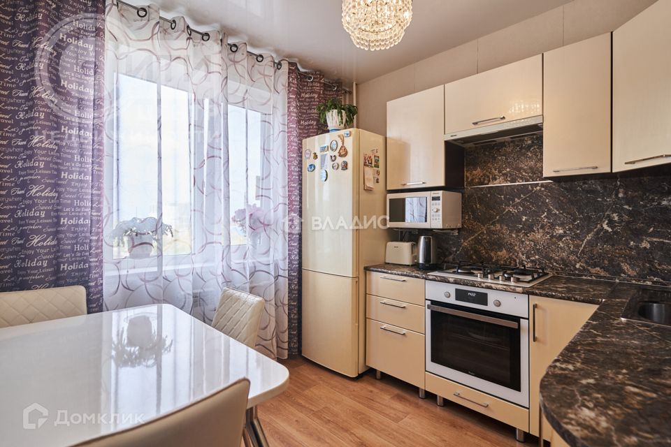 Продаётся 3-комнатная квартира, 66.7 м²
