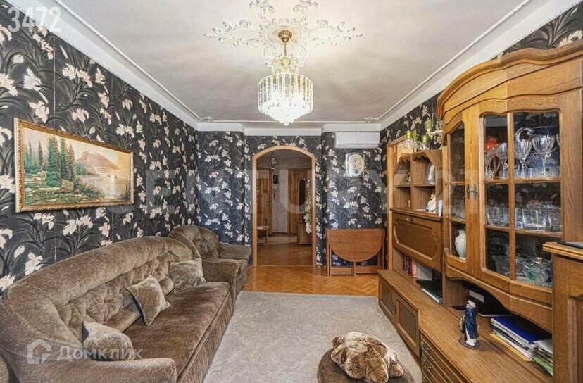 Продаётся 3-комнатная квартира, 55.6 м²