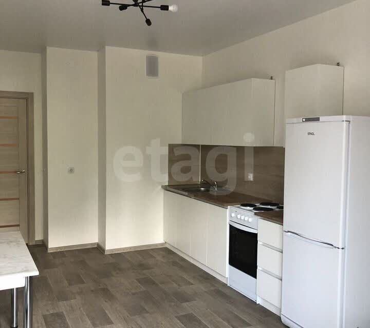 Сдаётся 2-комнатная квартира, 69.5 м²