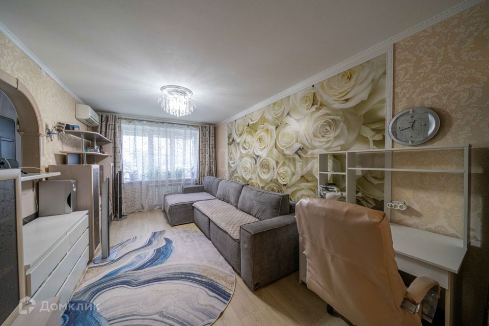 Продаётся 3-комнатная квартира, 69.6 м²
