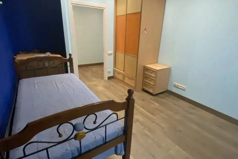Продаётся 4-комнатная квартира, 93 м²