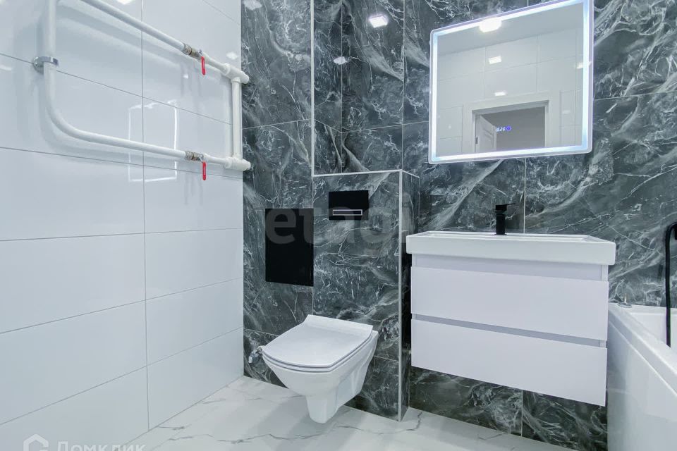 Продаётся 1-комнатная квартира, 41.2 м²