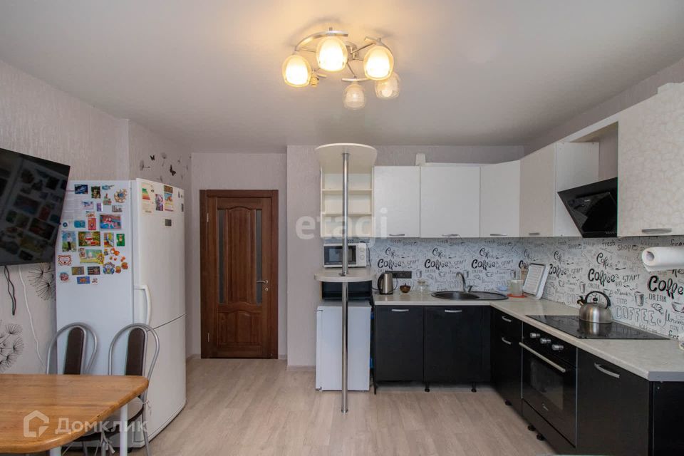 Продаётся 1-комнатная квартира, 39.7 м²