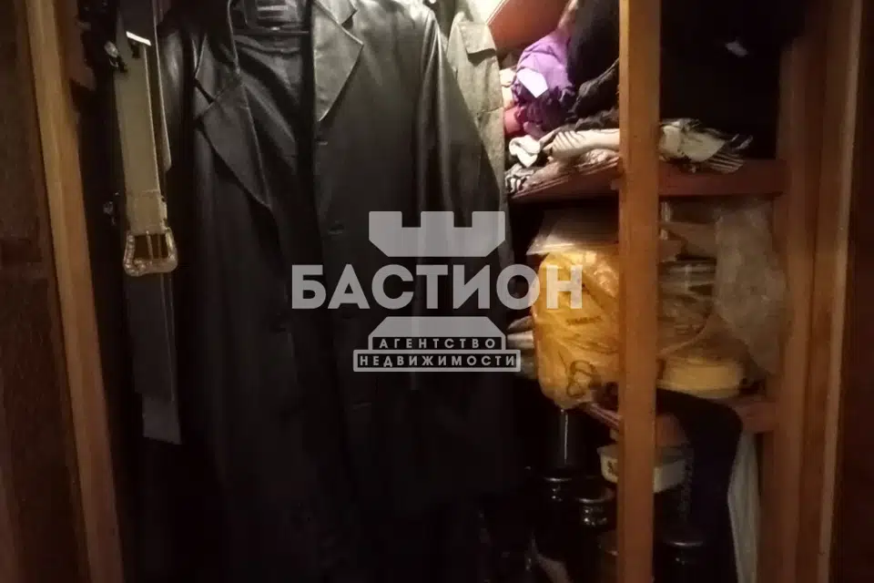 Продаётся 3-комнатная квартира, 57.5 м²