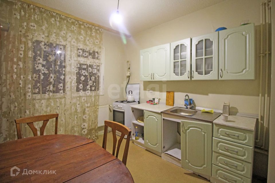 Сдаётся 2-комнатная квартира, 69 м²