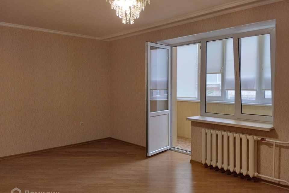Продаётся 1-комнатная квартира, 66.1 м²