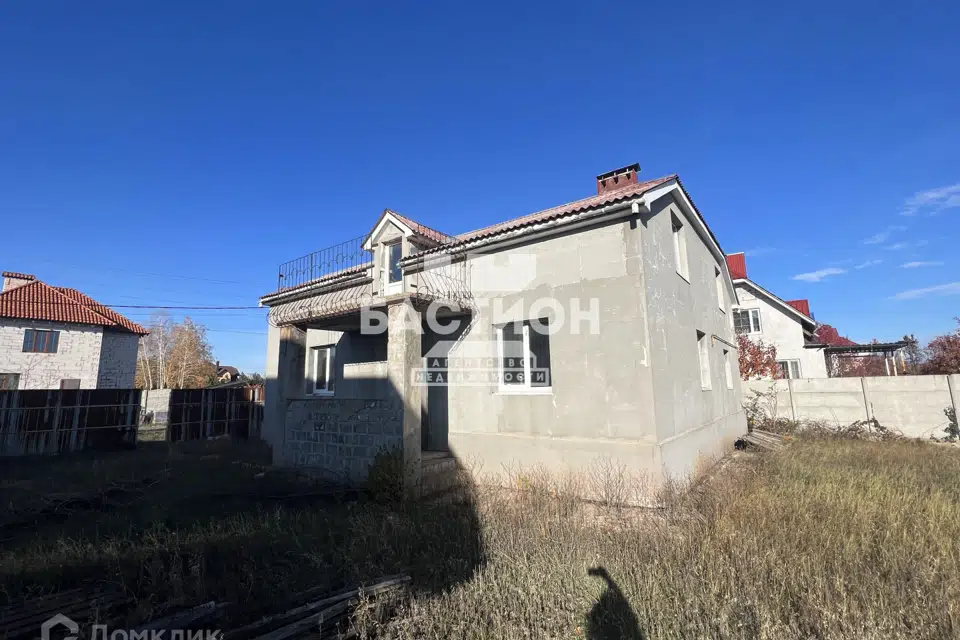 Продаётся 2-этажный дом, 180 м²