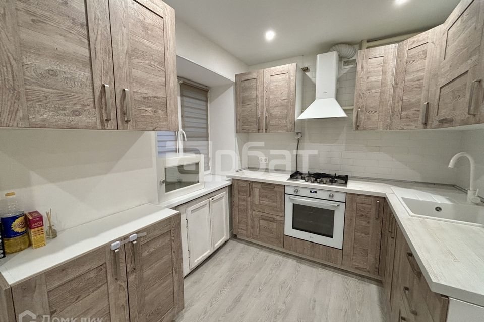 Продаётся 3-комнатная квартира, 53.7 м²
