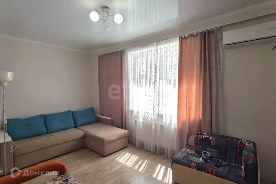 Продаётся 1-комнатная квартира, 35.7 м²