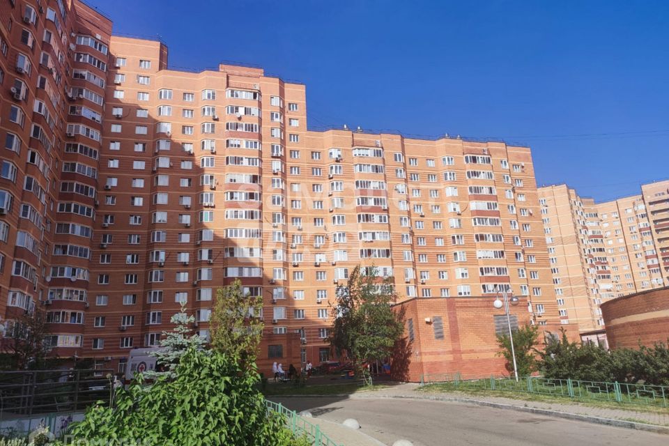Продаётся 1-комнатная квартира, 45.3 м²