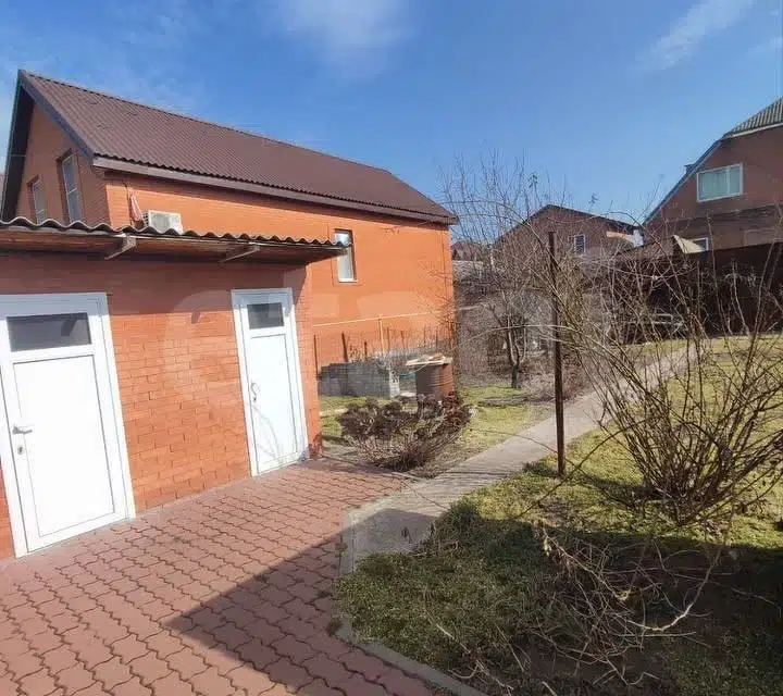 Продаётся 2-этажный дом, 159 м²