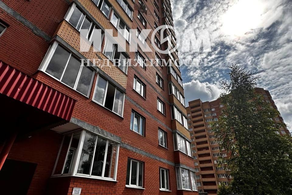 Продаётся 1-комнатная квартира, 35.2 м²