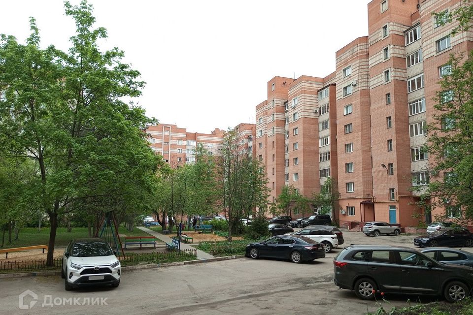 Продаётся 2-комнатная квартира, 100 м²