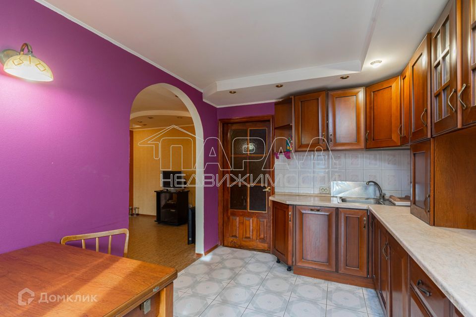Продаётся 4-комнатная квартира, 114 м²